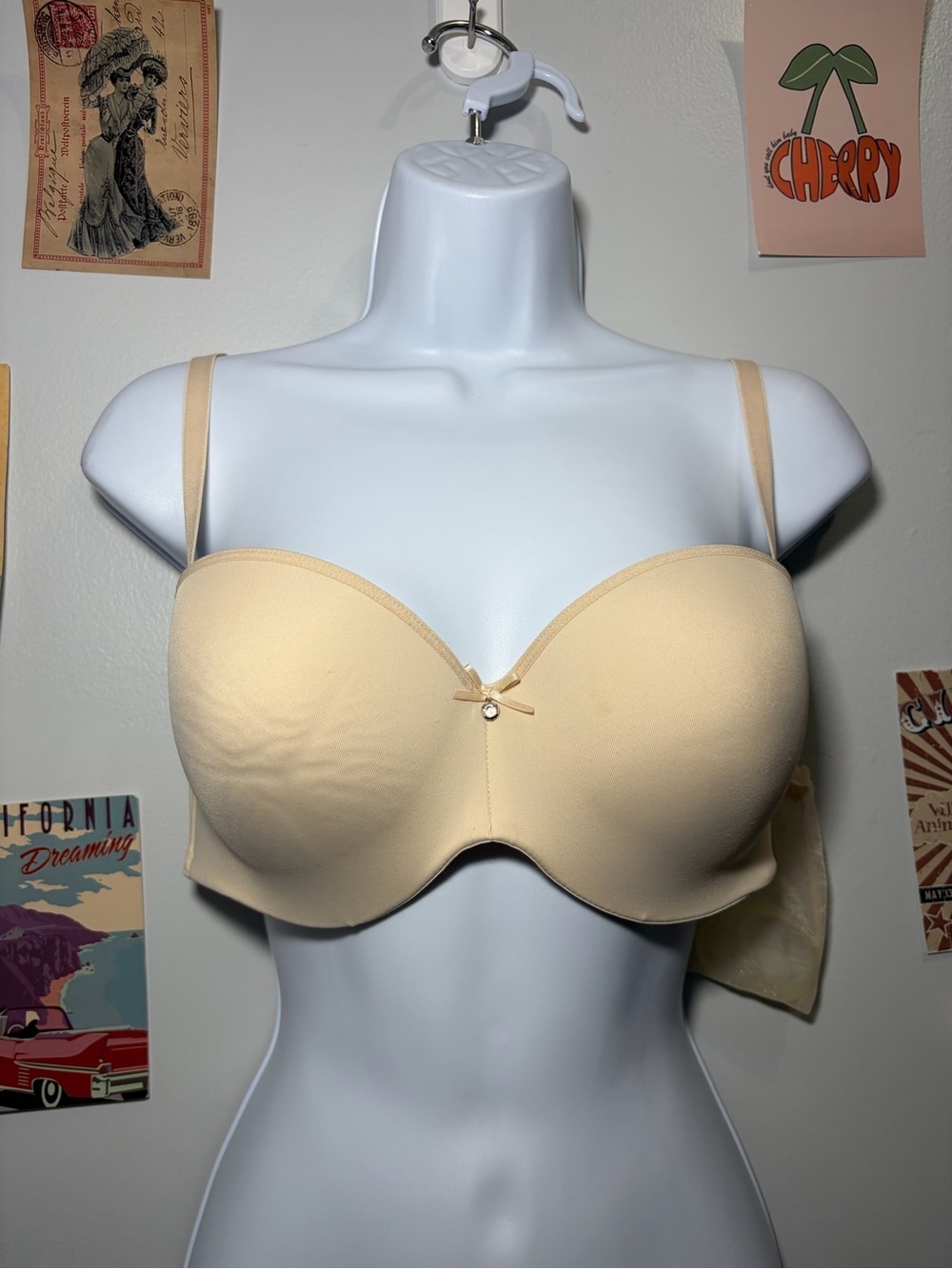 Everyday Convertible Strapless T-Shirt Bra — Light Beige